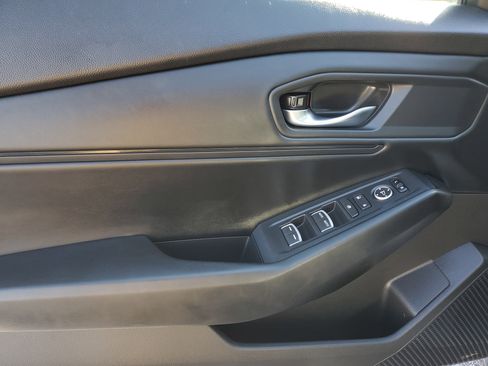 Used 2023 Honda Accord EX image 16