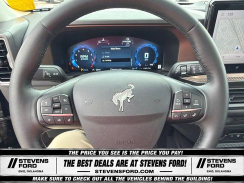 Used 2025 Ford Bronco Sport Outer Banks w/ Outer Banks Tech Package+ AWD/4WD image 25