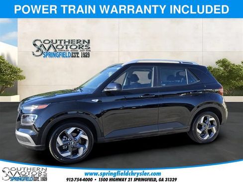 Used 2024 Hyundai Venue SEL FWD image 1