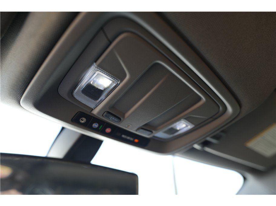 Used 2020 Chevrolet Silverado 1500 LT RWD image 24