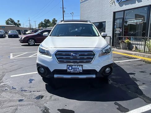 Used 2017 Subaru Outback 2.5i Limited image 8