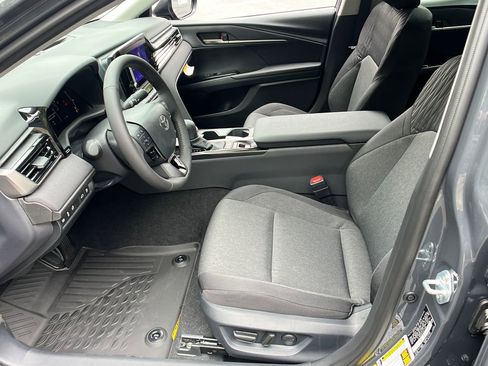 New 2026 Toyota Camry LE w/ Convenience Package image 9