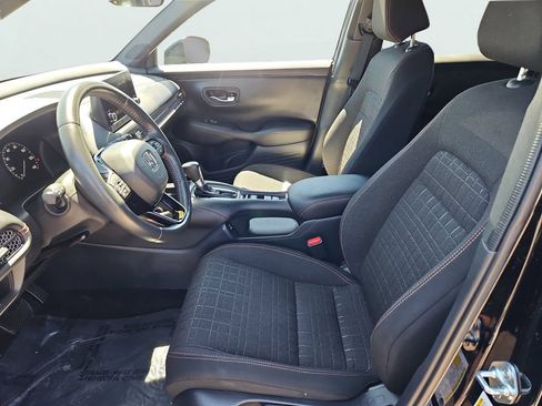 Certified 2024 Honda HR-V Sport image 28