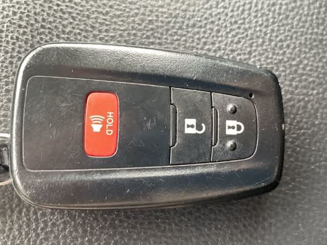 Certified 2025 Toyota RAV4 XLE AWD/4WD image 34