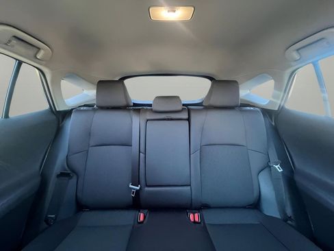 Used 2024 Toyota Venza LE image 22