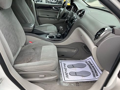 Used 2015 Buick Enclave Convenience FWD image 30