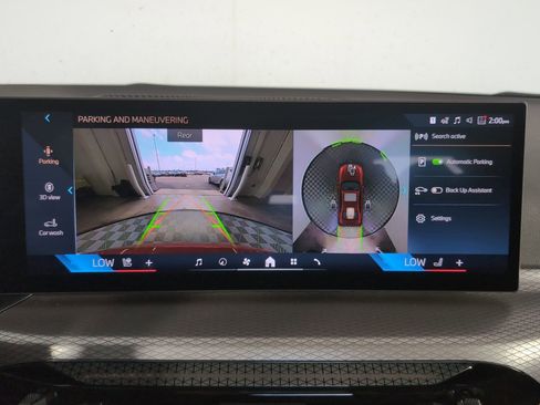 Used 2025 BMW 330i Sedan w/ M Sport Package image 23