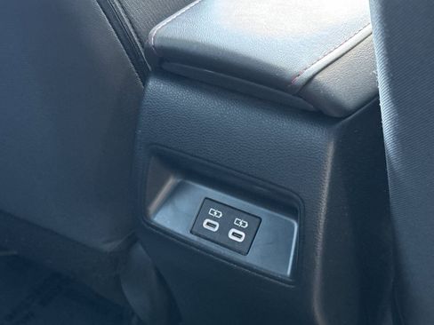 Certified 2023 Toyota Corolla SE w/ SE Premium Package image 17