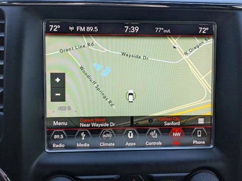 Used 2018 Jeep Grand Cherokee Altitude RWD image 9