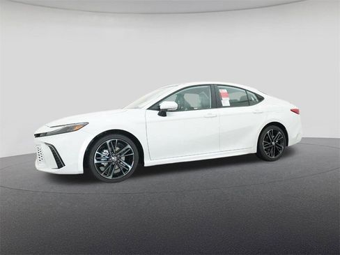 New 2026 Toyota Camry XSE image 18