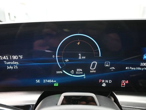 Used 2024 Cadillac Lyriq Sport RWD image 13
