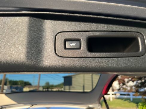 Used 2015 Honda CR-V Touring image 11