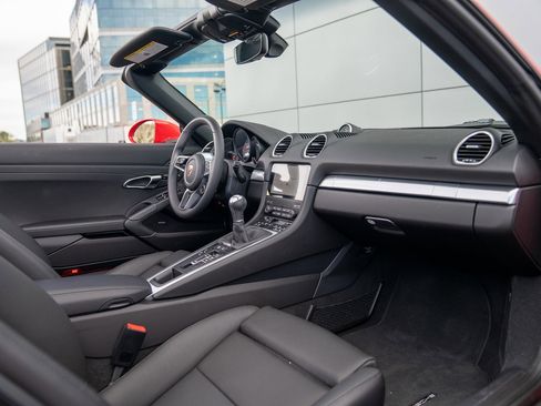 Used 2025 Porsche 718 Boxster S image 24