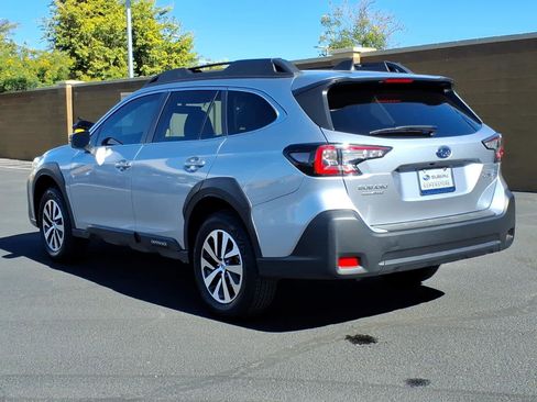 Certified 2025 Subaru Outback Premium w/ Popular Package #1A image 5