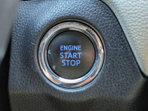Used 2021 Toyota RAV4 XLE Premium FWD image 32