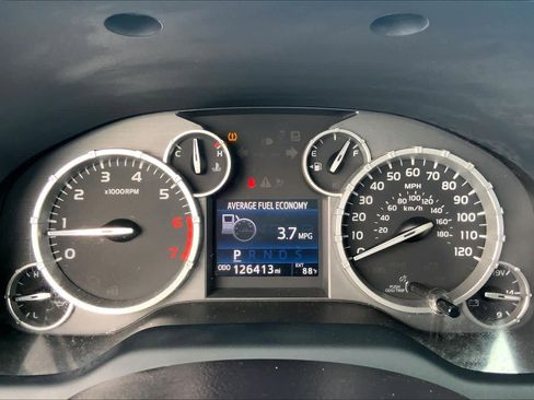 Used 2017 Toyota Tundra SR5 w/ SR5 Upgrade Package RWD image 25