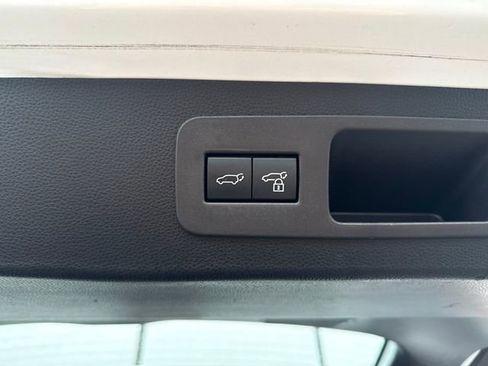 Certified 2022 Lexus LX 600 4WD w/ Luxury Package image 32