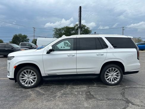 Used 2023 Cadillac Escalade Premium Luxury w/ LPO, Floor Liner Package AWD/4WD image 5