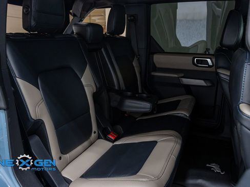 Used 2022 Ford Bronco Wildtrak AWD/4WD image 36