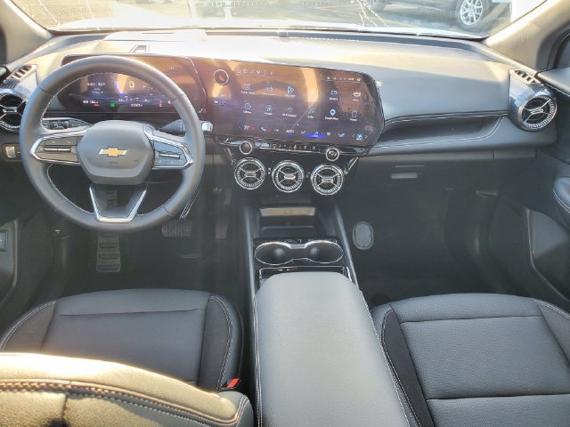 Certified 2024 Chevrolet Blazer EV LT AWD/4WD image 17