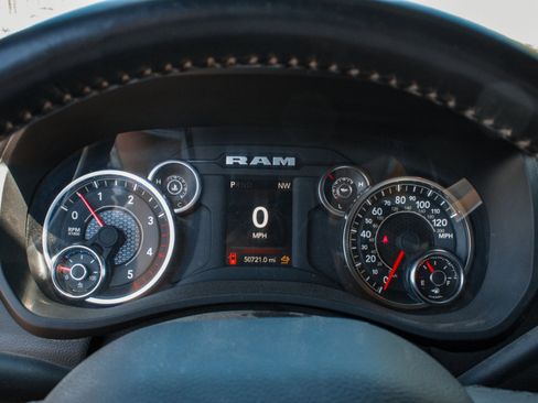 Used 2024 RAM 3500 Big Horn AWD/4WD image 19