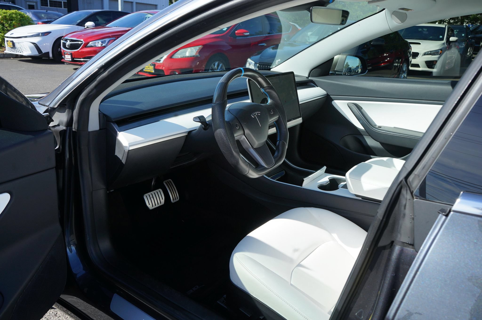 Used 2018 Tesla Model 3 Long Range AWD/4WD image 11