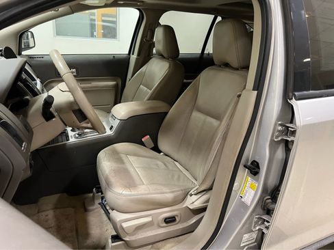Used 2010 Ford Edge SEL image 16