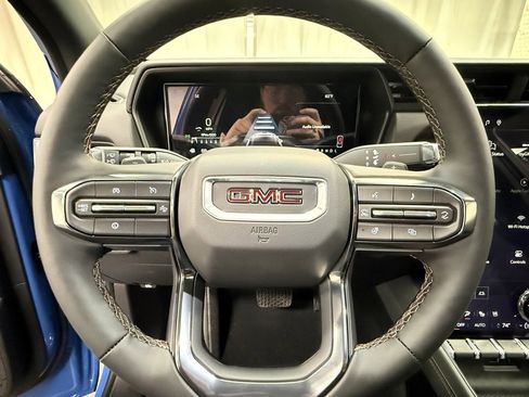 New 2026 GMC Terrain AT4 w/ Convenience Package III image 29