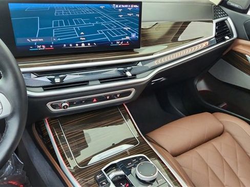 Used 2026 BMW X7 xDrive40i image 48