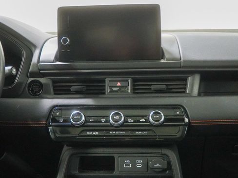 Certified 2025 Honda Pilot TrailSport image 30