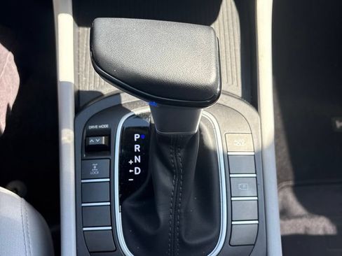 Used 2024 Hyundai Kona SEL AWD/4WD image 13