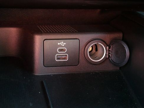 Used 2025 Ford Escape ST-Line w/ Tech Pack #1 AWD/4WD image 26