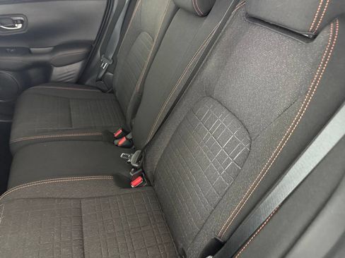 Certified 2025 Honda HR-V Sport image 27