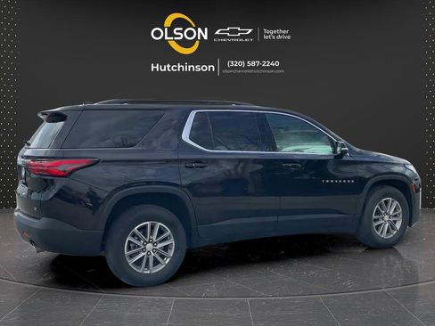 Used 2023 Chevrolet Traverse LT AWD/4WD image 17