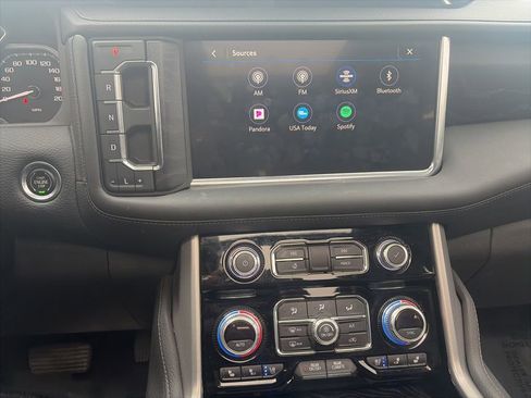 Used 2021 GMC Yukon XL Denali AWD/4WD image 38
