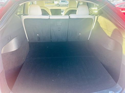 Used 2021 Tesla Model Y Performance image 14