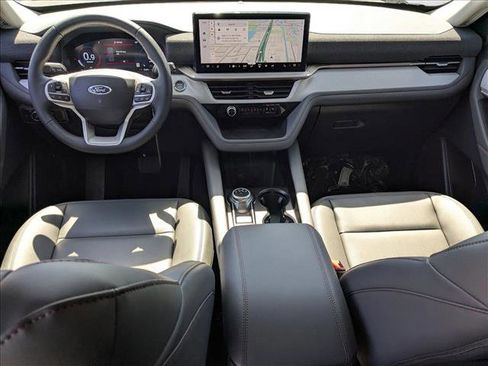 New 2026 Ford Explorer Active w/ Active Comfort Package image 13