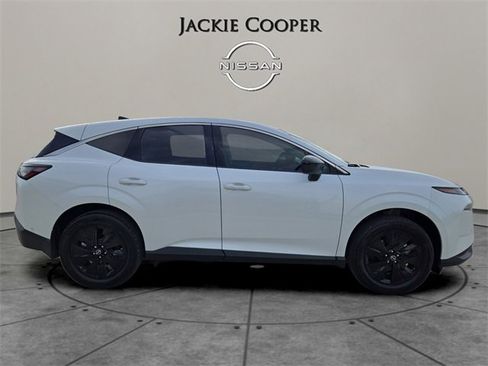 Certified 2025 Nissan Murano SV w/ Cargo Package image 6