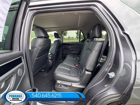 New 2025 Honda Pilot Touring image 17