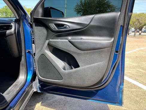Used 2019 Chevrolet Equinox LT FWD image 27