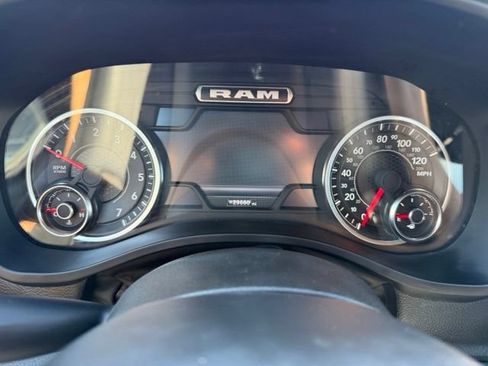 Used 2025 RAM 1500 Laramie AWD/4WD image 16