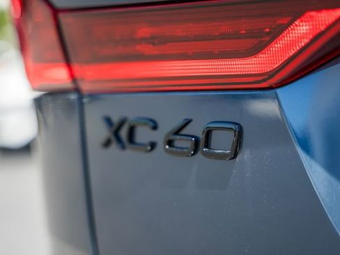 New 2026 Volvo XC60 B5 Ultra w/ Climate Package AWD/4WD image 10