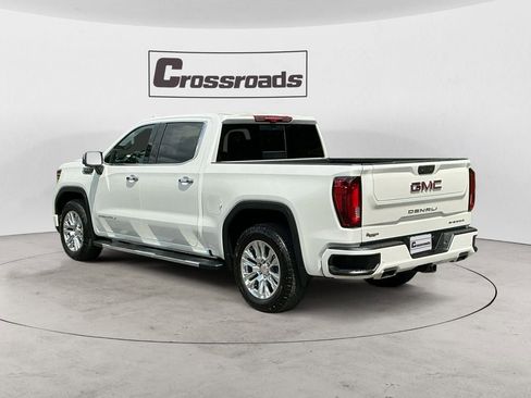 Used 2024 GMC Sierra 1500 Denali w/ Technology Package image 3