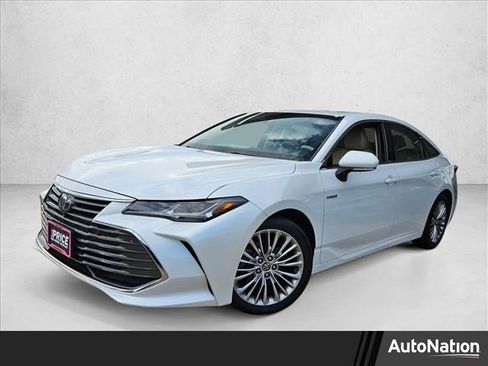 Used 2019 Toyota Avalon Limited w/ Advanced Safety Package image 1