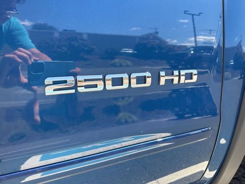 Used 2017 Chevrolet Silverado 2500 LT w/ All Star Edition image 10