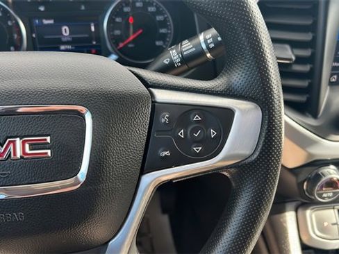 Used 2023 GMC Acadia SLE w/ Driver Convenience Package image 27