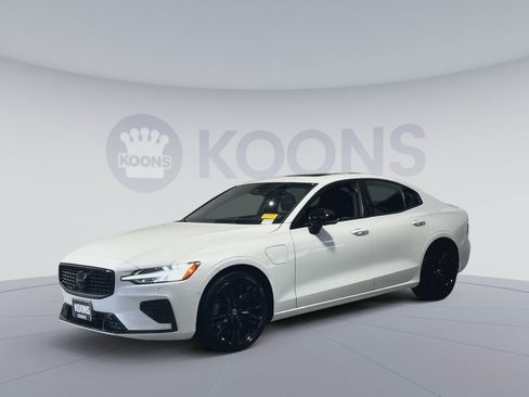 Used 2024 Volvo S60 T8 Plus AWD/4WD image 5