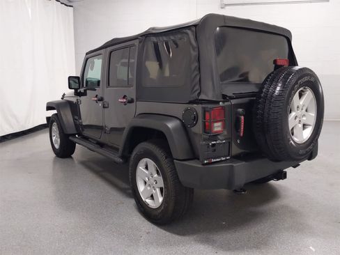 Certified 2018 Jeep Wrangler Unlimited Sport S image 12