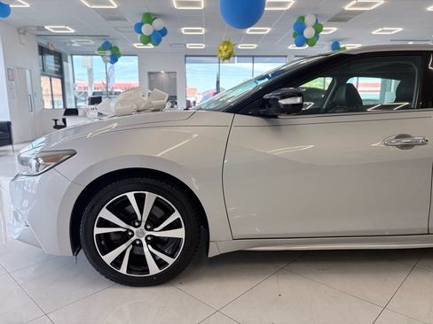 Used 2018 Nissan Maxima Platinum FWD image 6