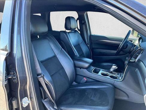 Used 2020 Jeep Grand Cherokee Altitude image 9